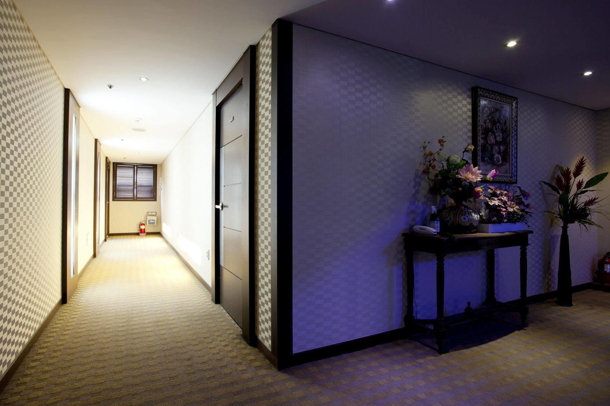 Benikea Daelim Hotel Daejeon Dış mekan fotoğraf